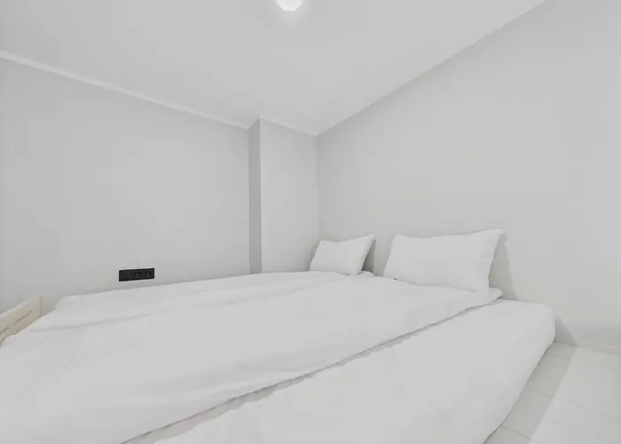 Affordable Old Town Loft Dzīvoklis